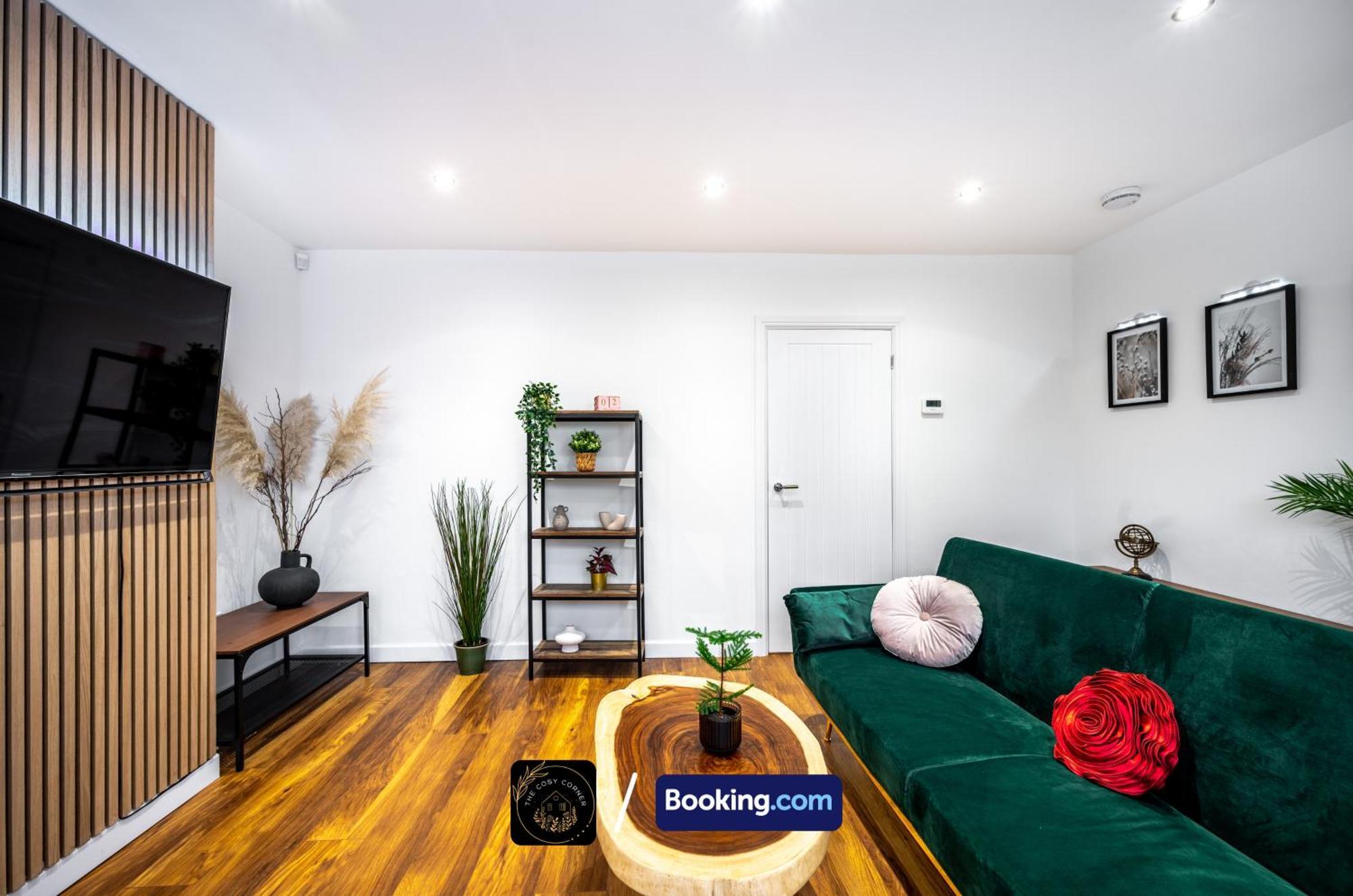 Cosy 3-Bed House, Garden & Free Parking In Stretford Apartment Manchester Exterior foto