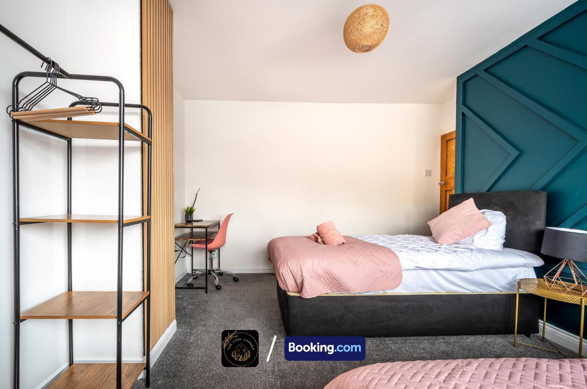 Cosy 3-Bed House, Garden & Free Parking In Stretford Apartment Manchester Exterior foto