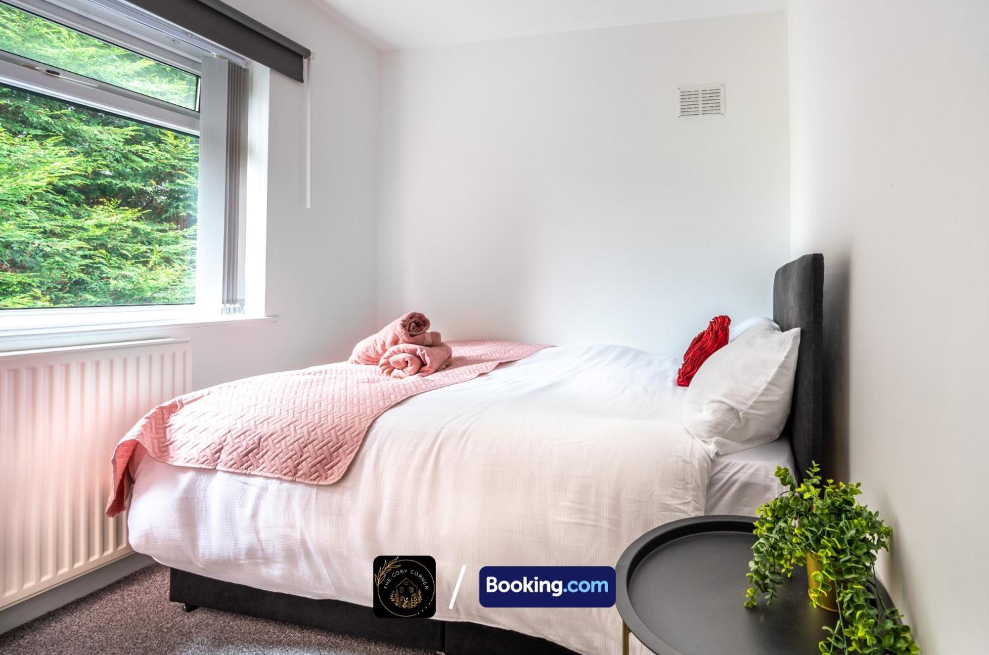 Cosy 3-Bed House, Garden & Free Parking In Stretford Apartment Manchester Exterior foto