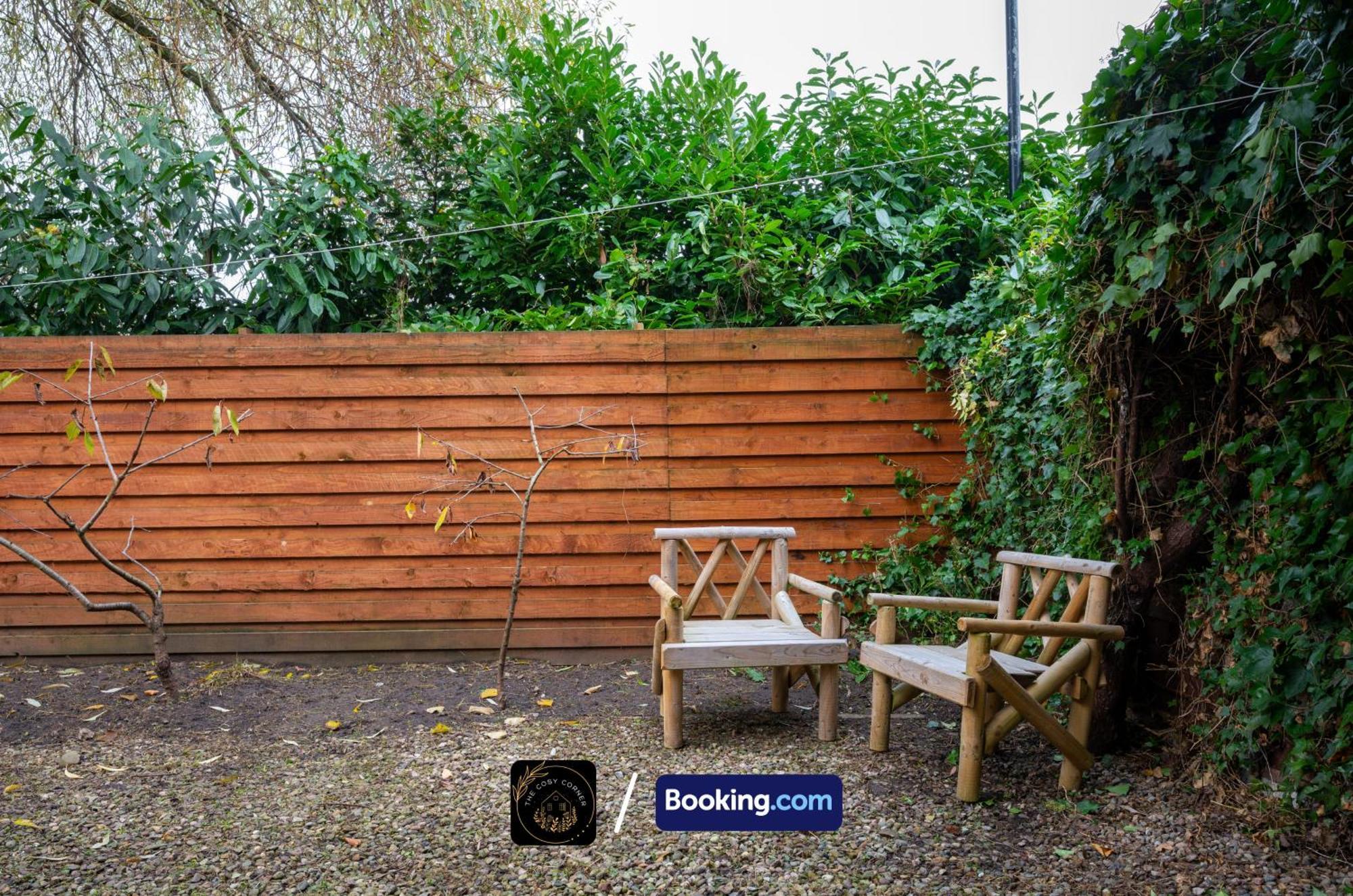 Cosy 3-Bed House, Garden & Free Parking In Stretford Apartment Manchester Exterior foto